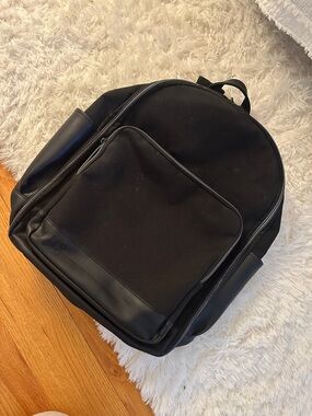 BÉIS Black Backpack Travel Bag Minimalist Carry-On